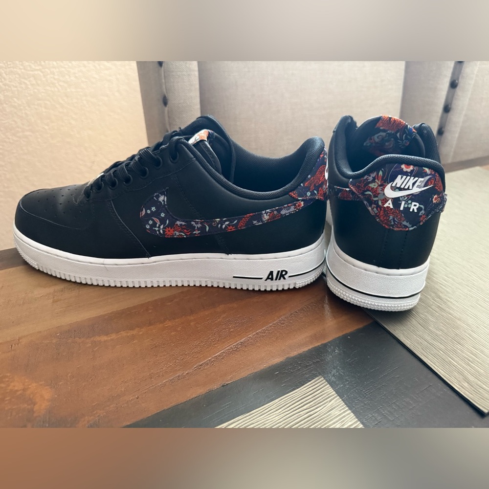Nike Air Force 1 '07 Black Multi-Color Sneakers